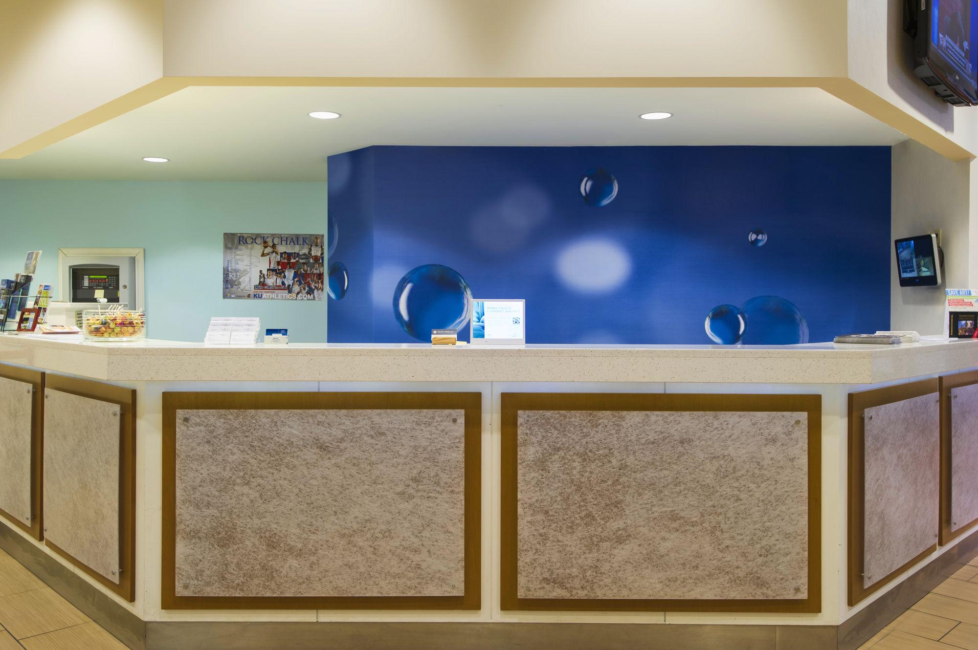 Springhill Suites By Marriott Lawrence Downtown Εξωτερικό φωτογραφία