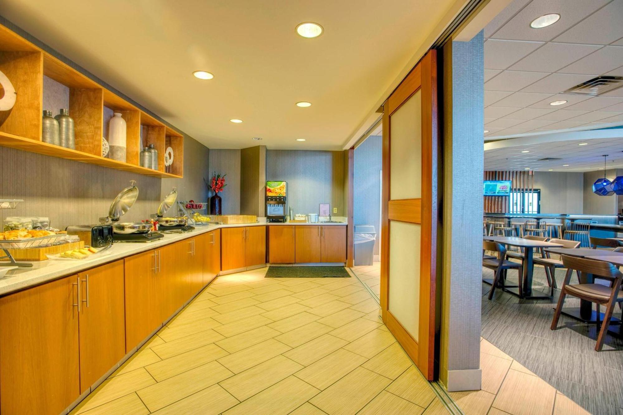 Springhill Suites By Marriott Lawrence Downtown Εξωτερικό φωτογραφία