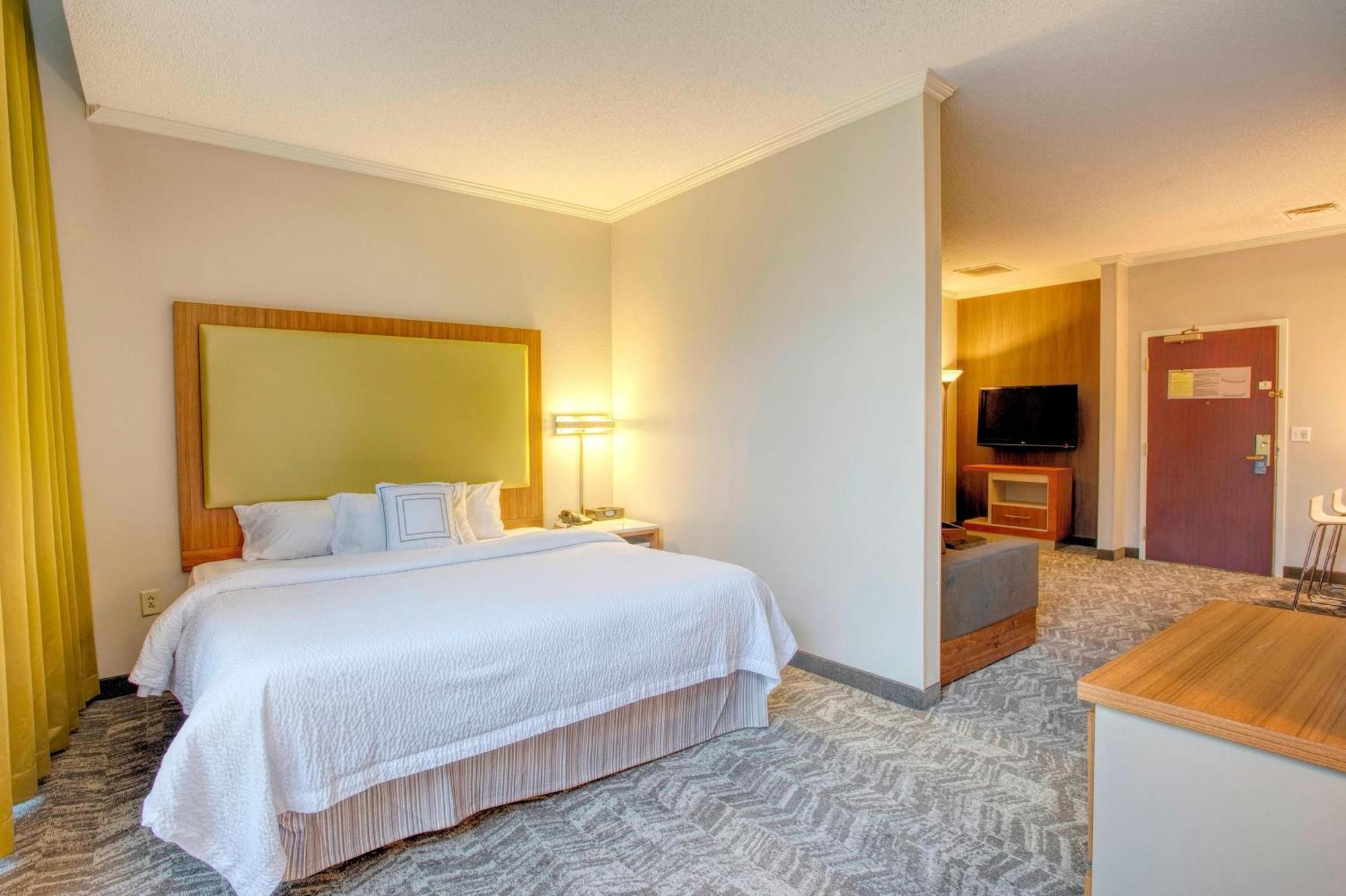 Springhill Suites By Marriott Lawrence Downtown Εξωτερικό φωτογραφία
