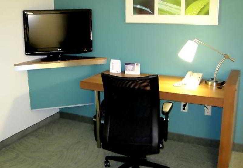 Springhill Suites By Marriott Lawrence Downtown Δωμάτιο φωτογραφία