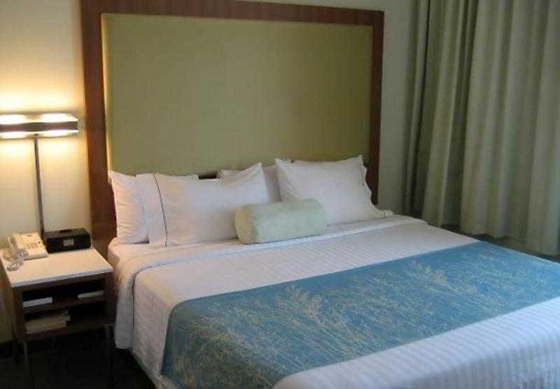 Springhill Suites By Marriott Lawrence Downtown Εξωτερικό φωτογραφία